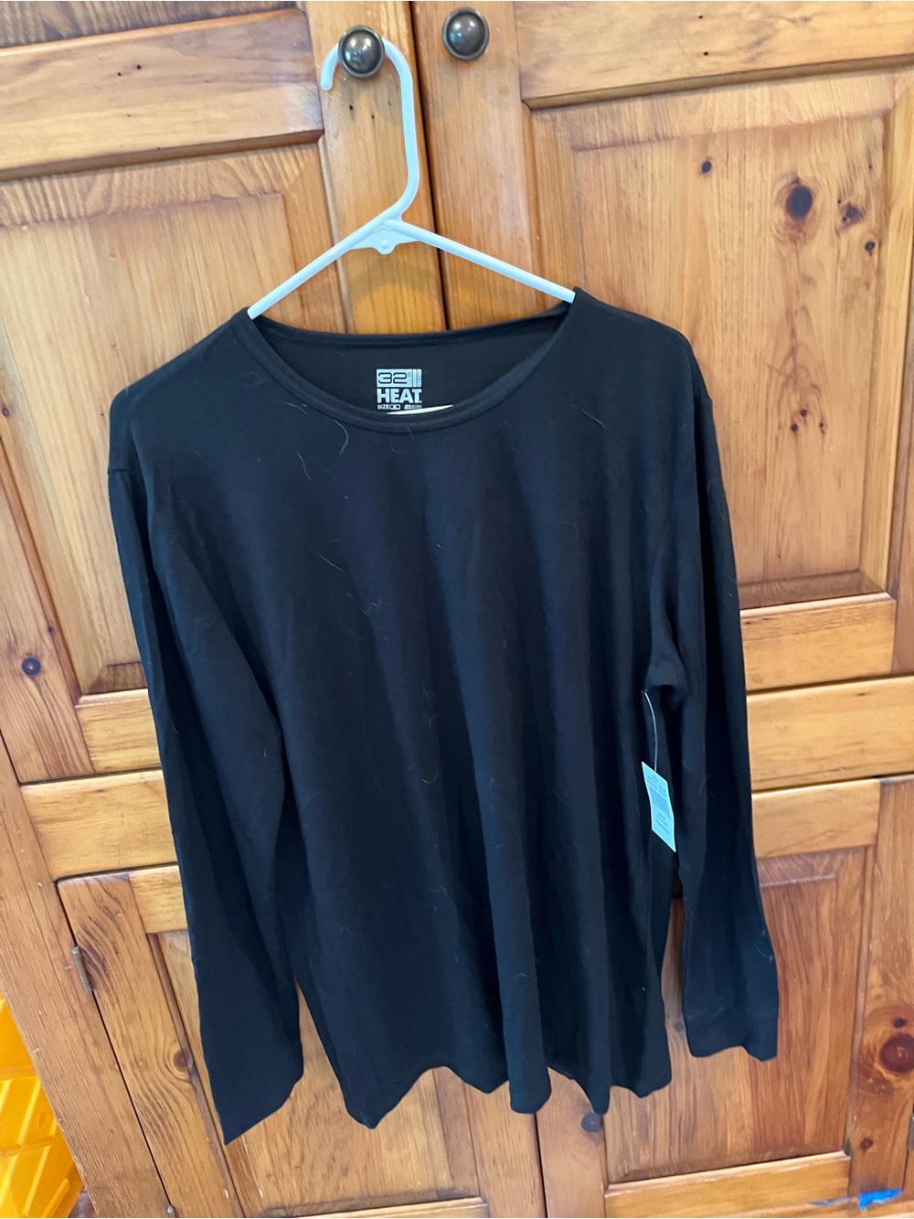 Mens Long-Sleeve Black Crewneck Top